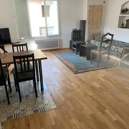 , Terrasse Tropezienne Proche Cascade De La Vis Apartman *