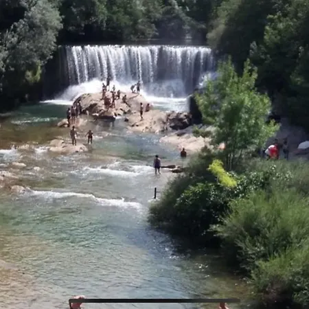 , Terrasse Tropezienne Proche Cascade De La Vis Apartman Saint-Laurent-le-Minier