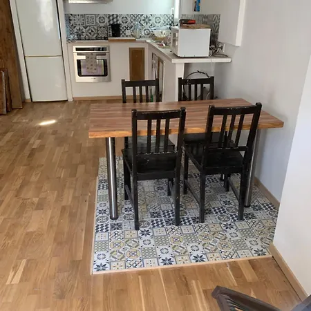 , Terrasse Tropezienne Proche Cascade De La Vis Apartman