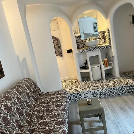 Apartman , Terrasse Tropezienne Proche Cascade De La Vis
