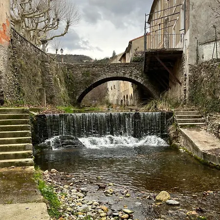 Apartman , Terrasse Tropezienne Proche Cascade De La Vis